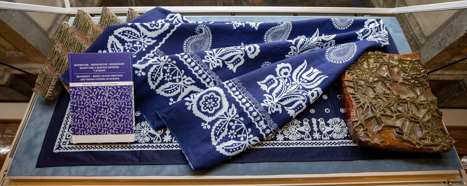 29464_a25ae81ba9064f48eca2389531e86c94_big